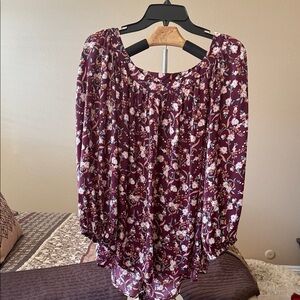 LC Lauren Conrad Maroon Floral Blouse